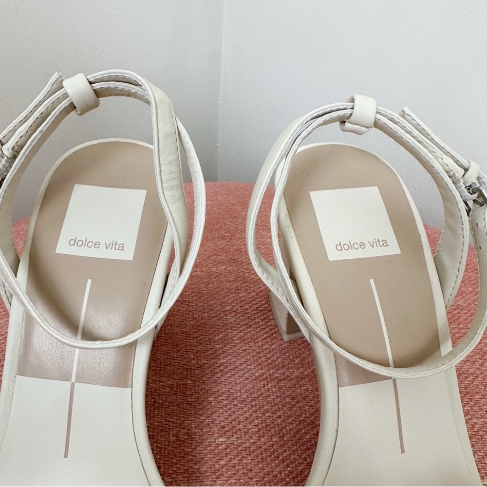 NWOT Dolce Vita Cream Ruffle Ankle-Strap Block Heel Sandals - Picture 13 of 15